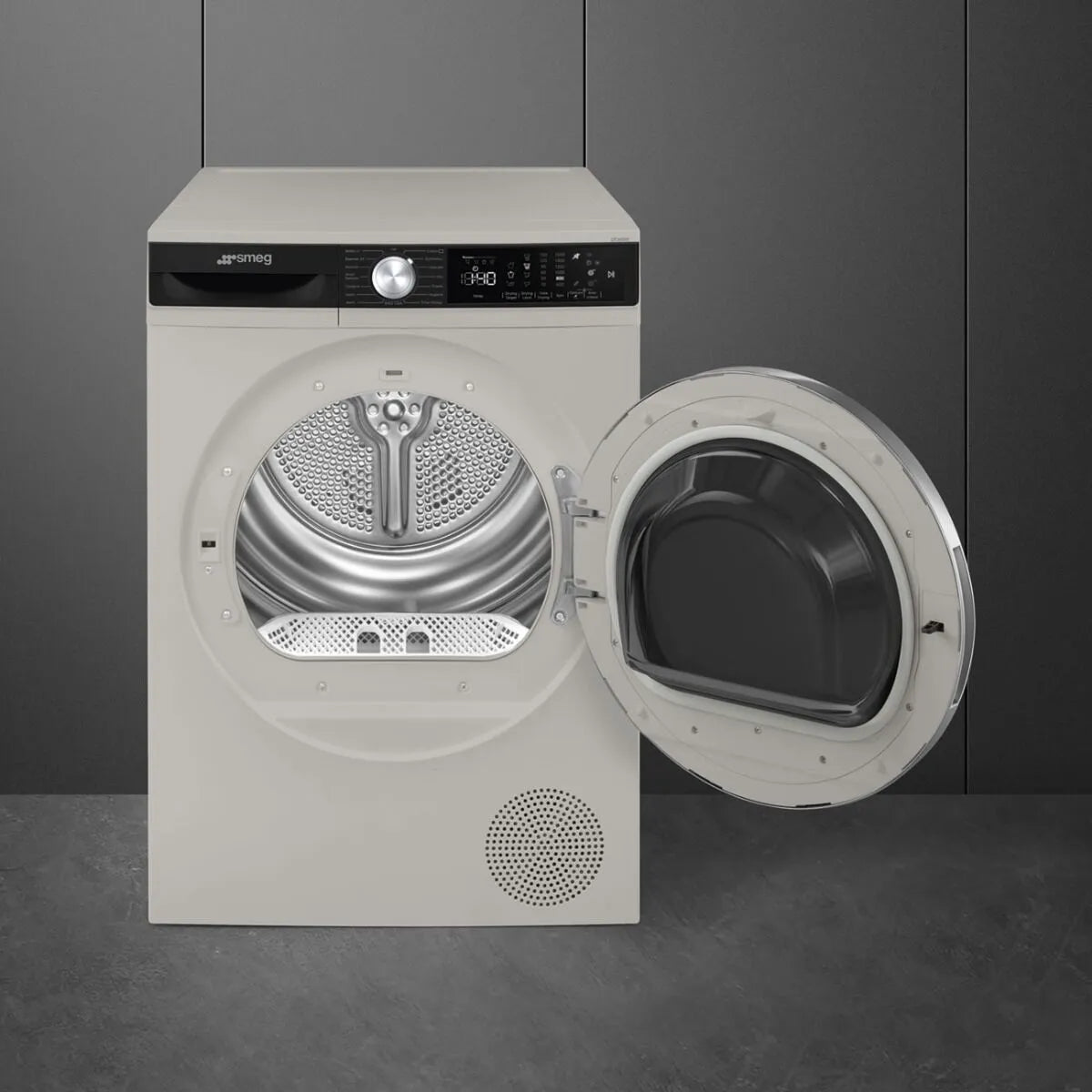Smeg 7kg Silver Free Standing Tumble Dryer